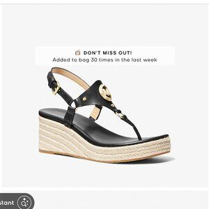 Micheal Kors Leather Wedge sandals